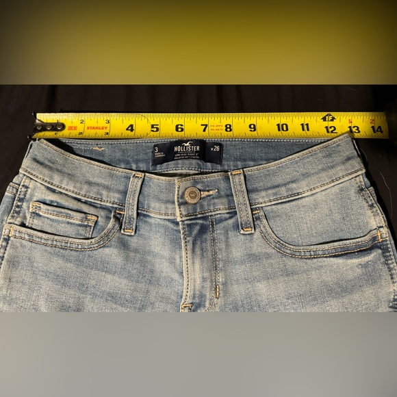 🆕NWT!! Hollister low-rise Jean shorts size 3!😊 - Picture 9 of 12